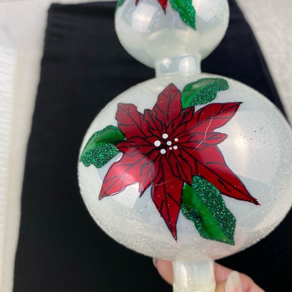 Vintage Tree Pinnacle Top Red Poinsettias Poland Blown White Glass Hand Crafted - Picture 4 of 12